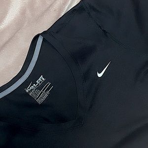 BUNDLE ME! Nike Dri Fit V Neck Tee